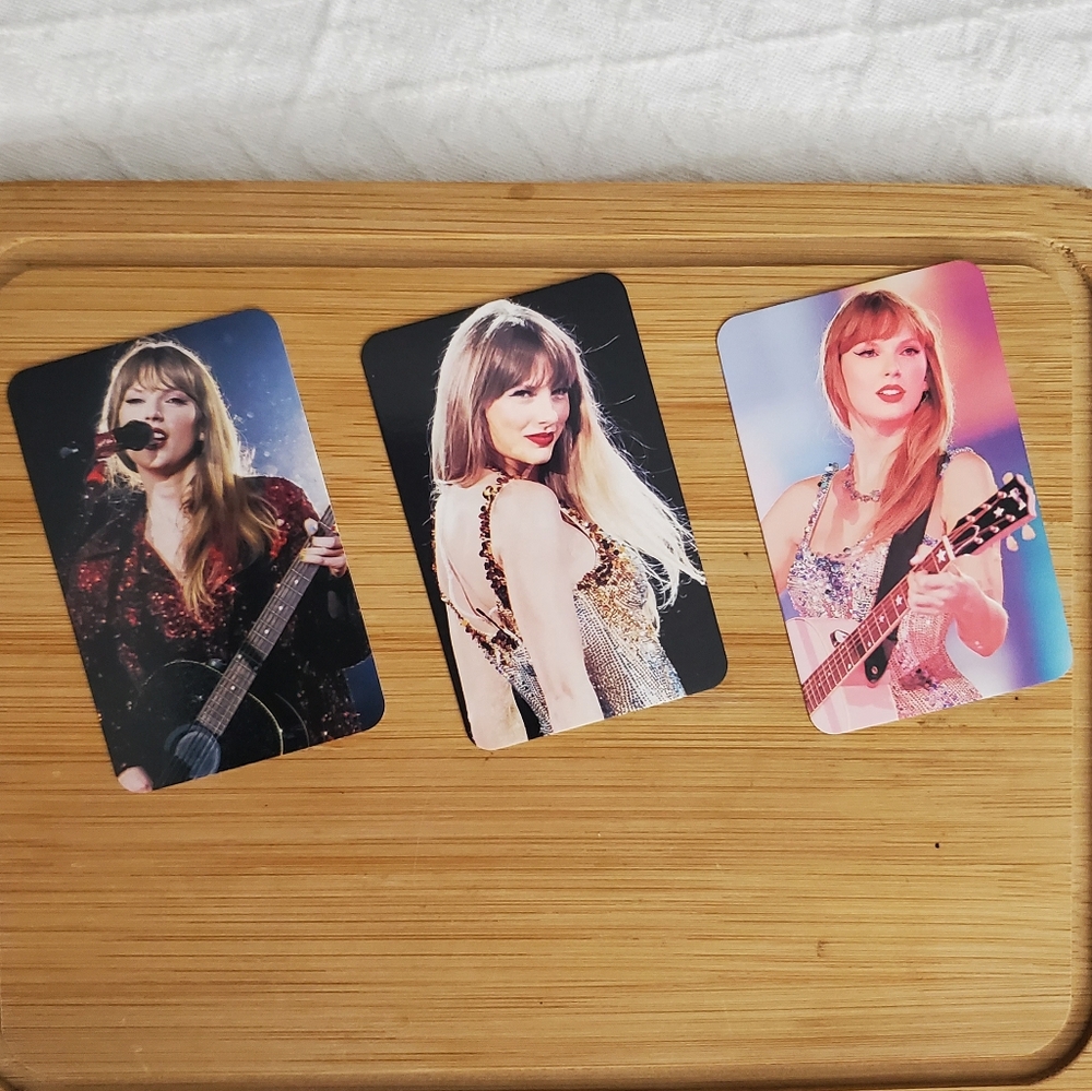 💚 FREE with Purchase $25+ Taylor Swift Collectable Photo Cards